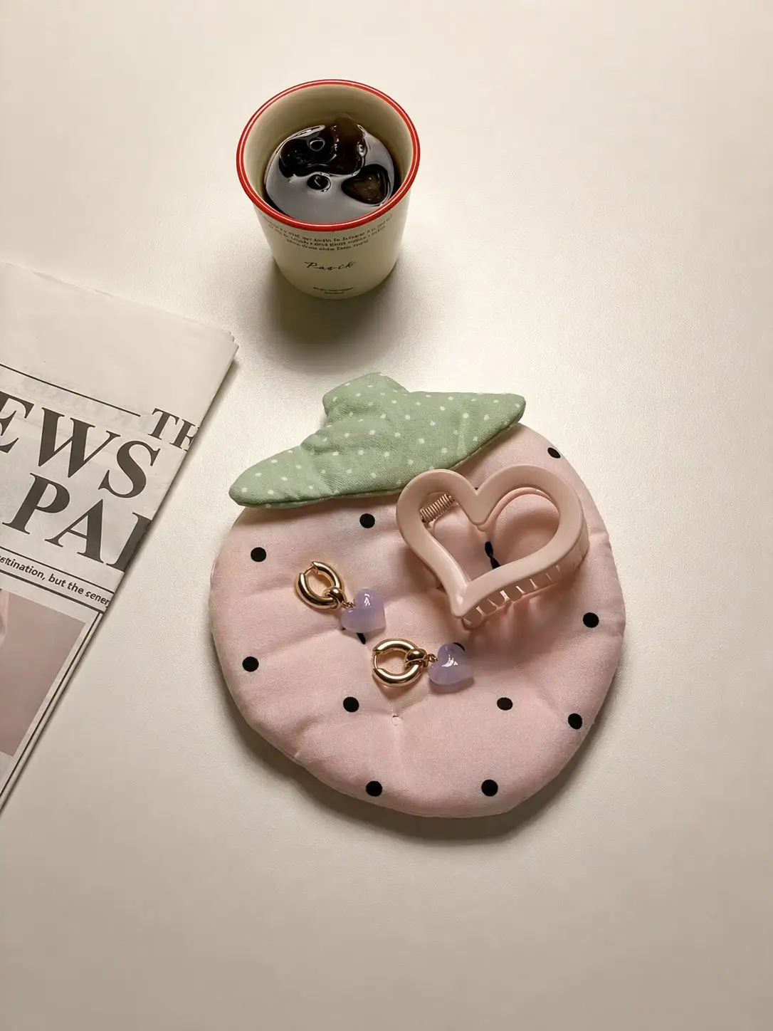 Strawberry Shaped Jewelry Tray - Vanity Home Decor บทวิจารณ์และราคา